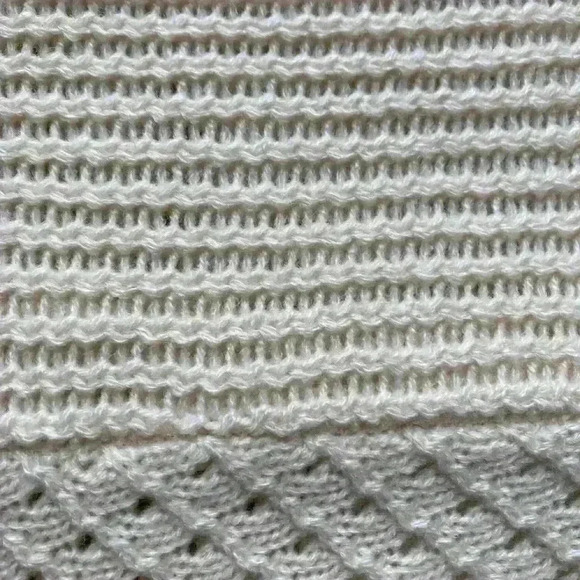 - PP LA knit sweater size large ivory - Picture 6 of 8